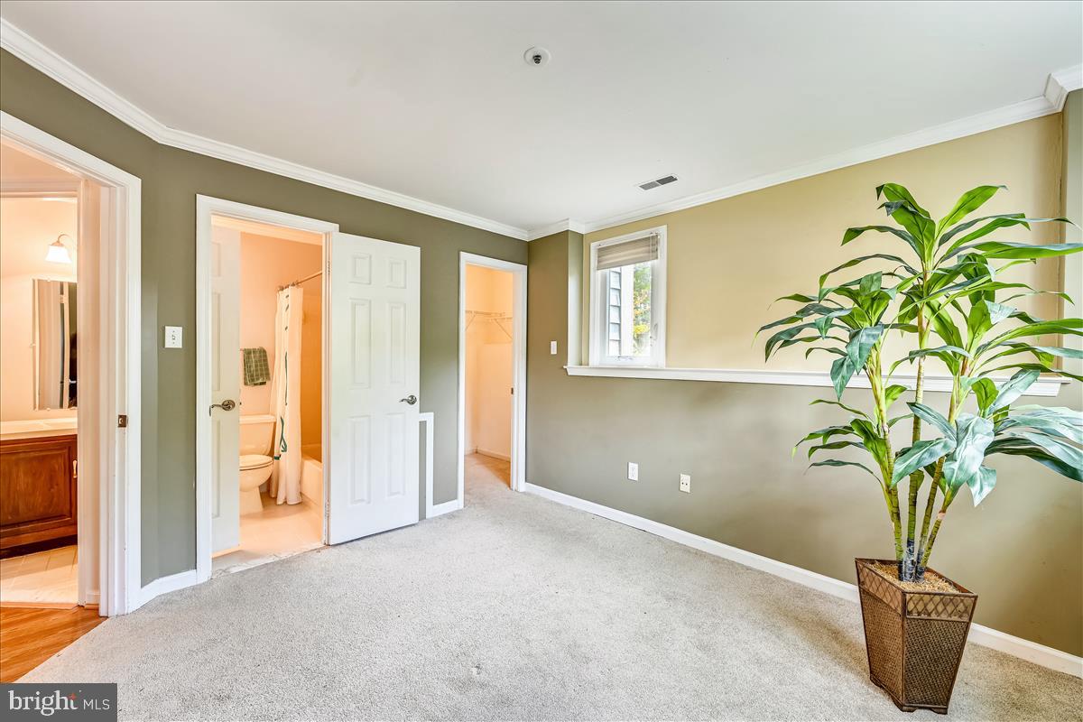 DORSEY HALL - Residential