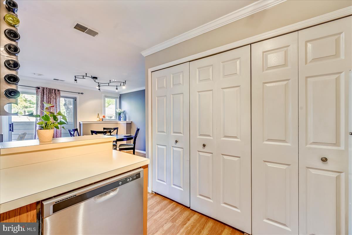 DORSEY HALL - Residential