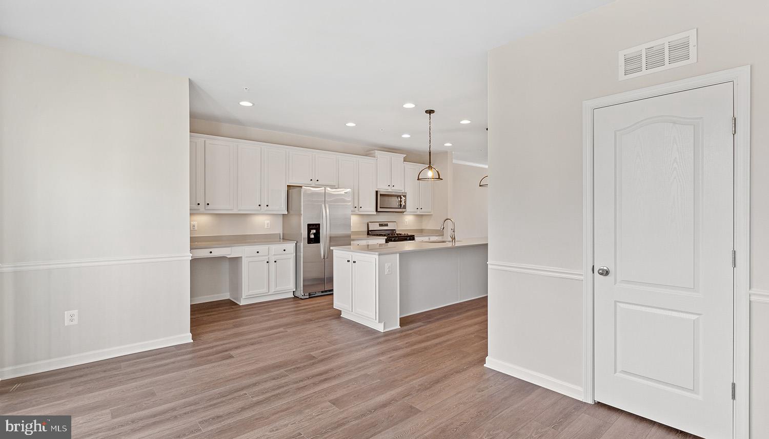 ARUNDEL GROVE - Residential