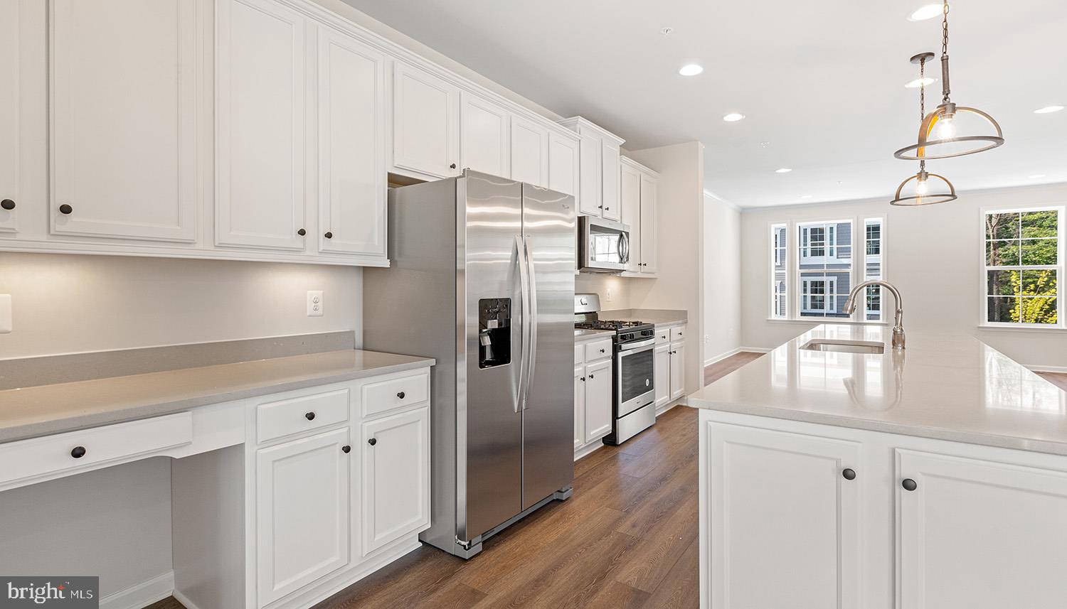 ARUNDEL GROVE - Residential