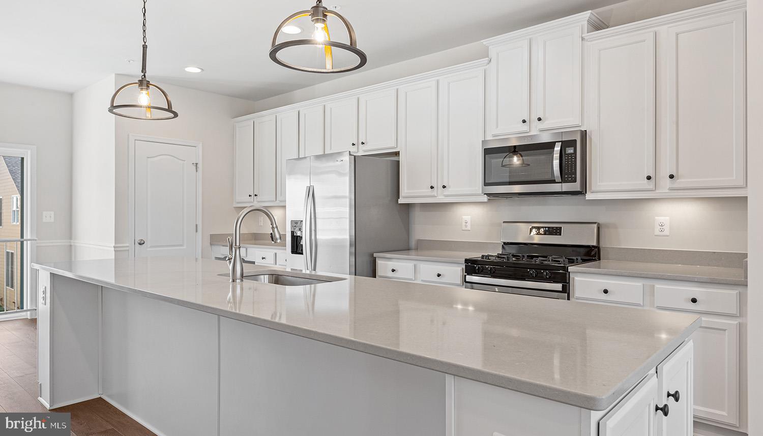 ARUNDEL GROVE - Residential