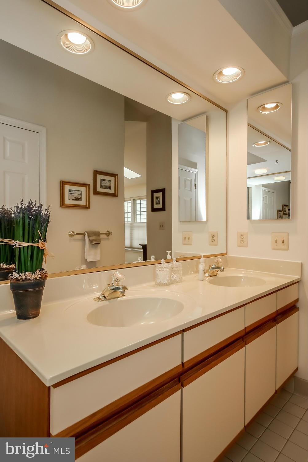 RIVA TRACE - Residential