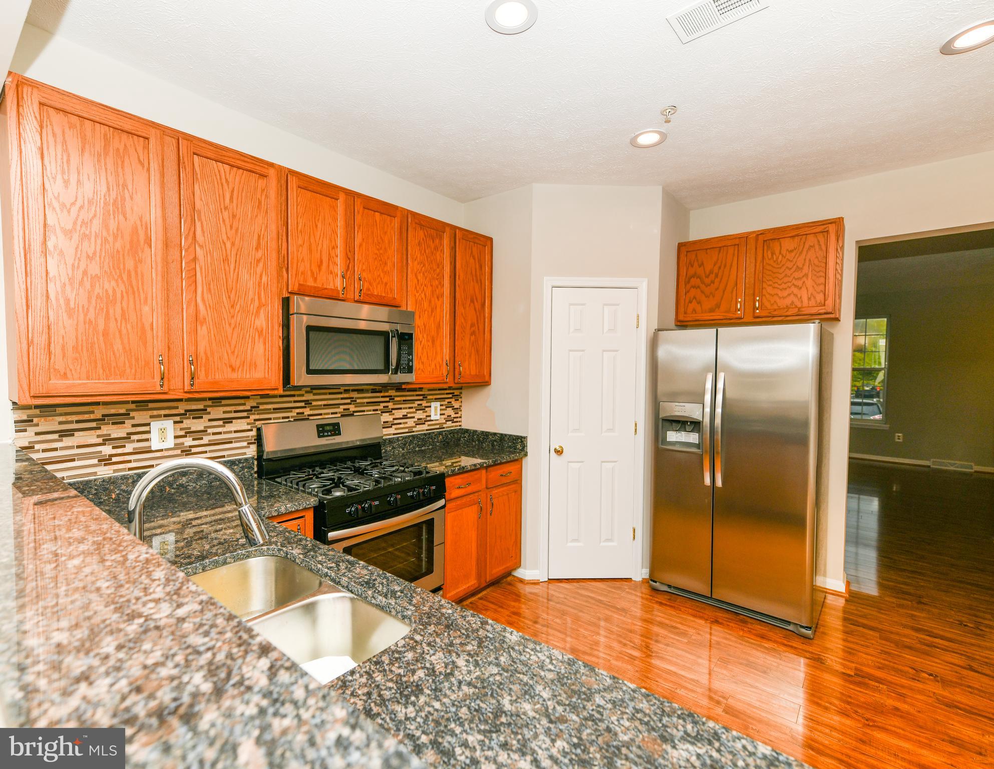 WELLINGTON TRACE - Residential