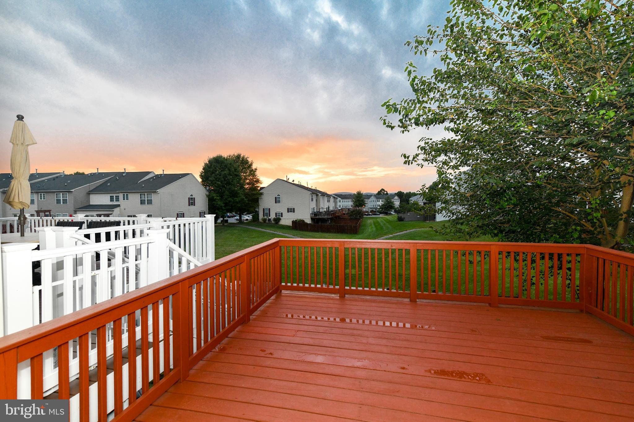 WELLINGTON TRACE - Residential