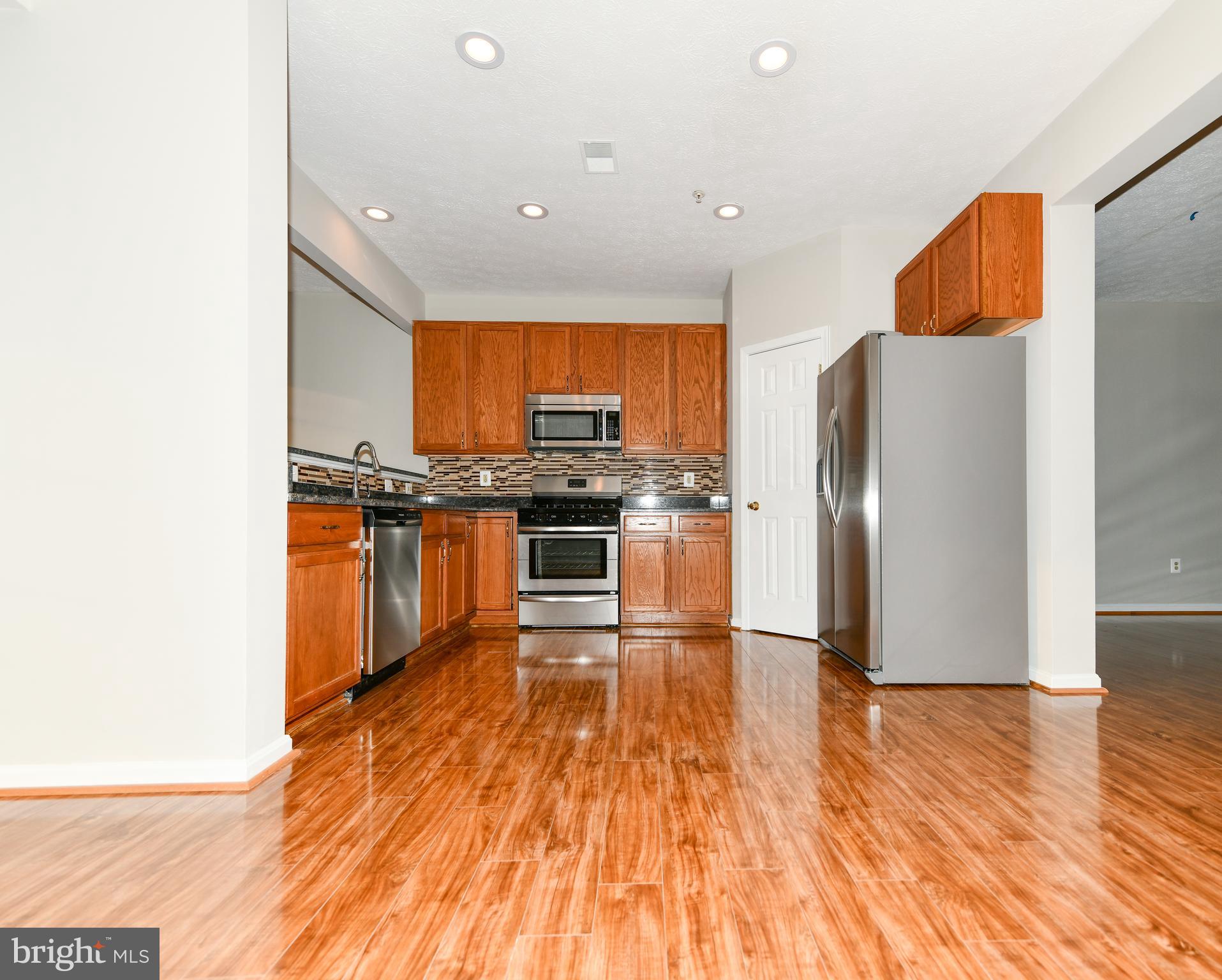 WELLINGTON TRACE - Residential