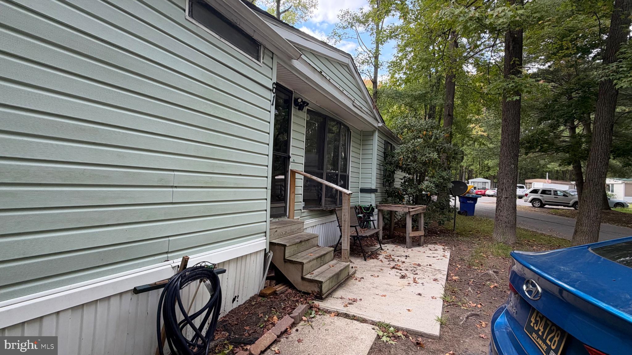61 JUNIPER COURT 61