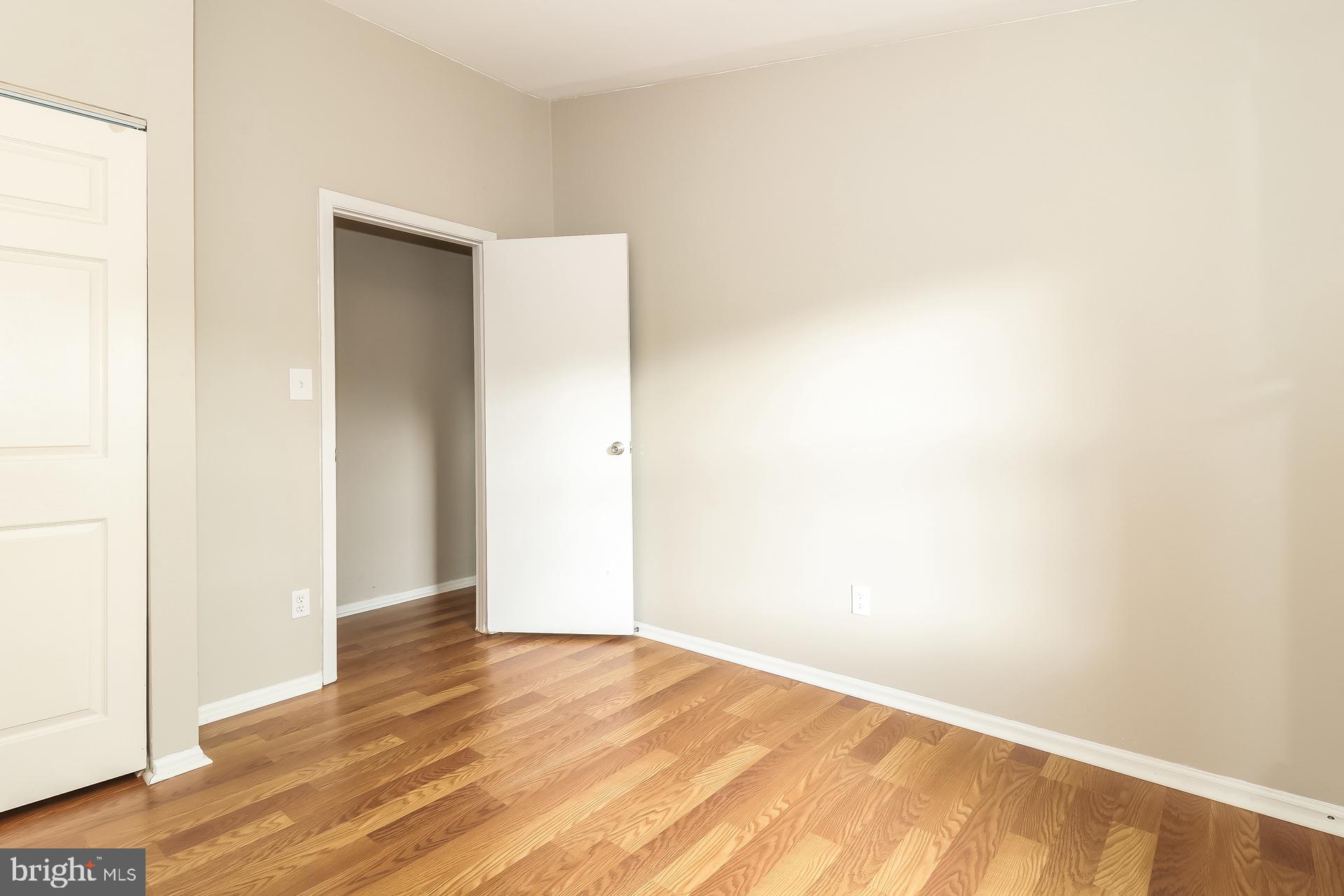 BROOKFALLS - Residential Lease