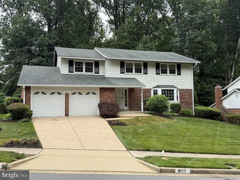 Photo of 6117 Harmon Place, SPRINGFIELD, VA 22152 (MLS # VAFX2314146)