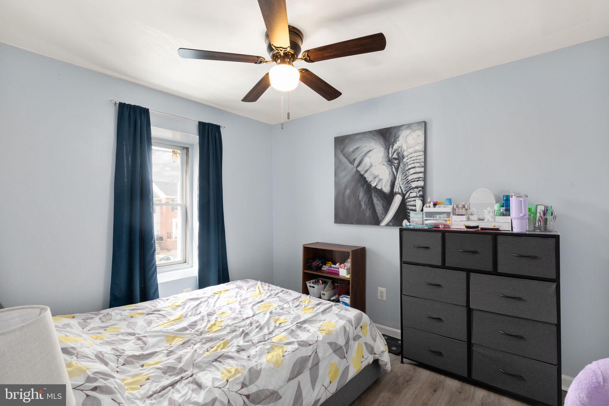 WOODSDALE MANOR - Residential