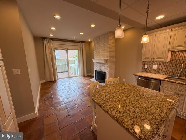 36 BOUTON GREEN COURT