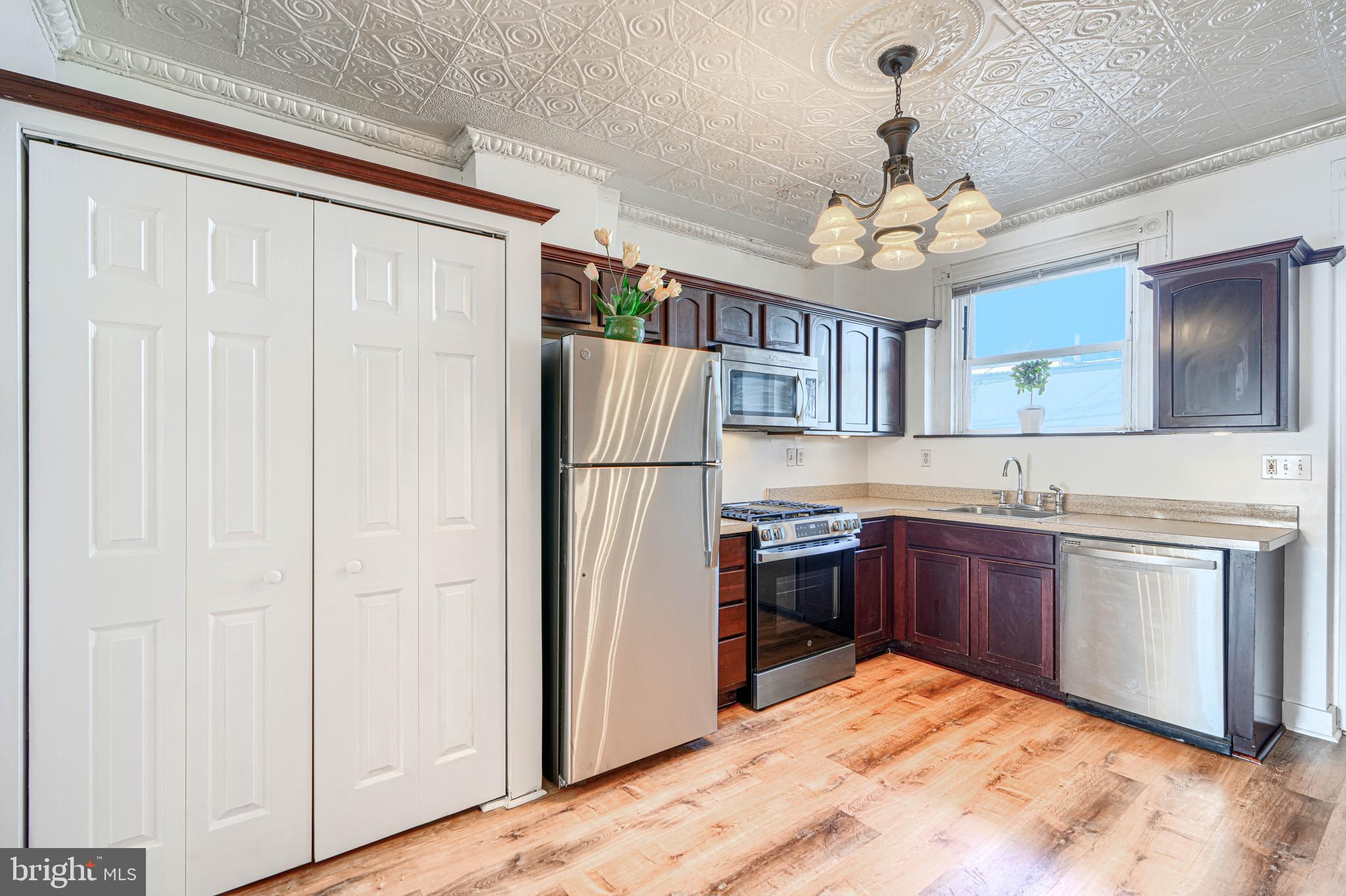 HIGHLANDTOWN - Residential