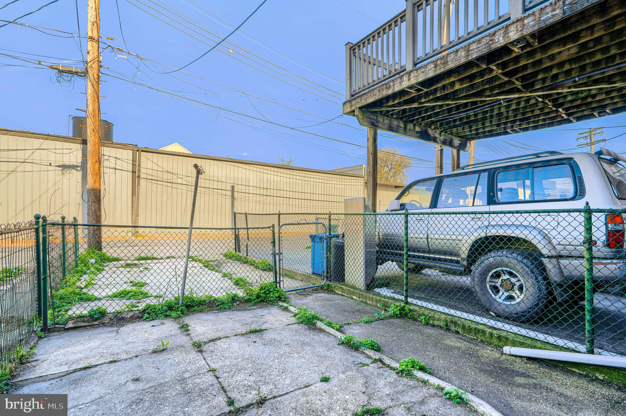 HIGHLANDTOWN - Residential