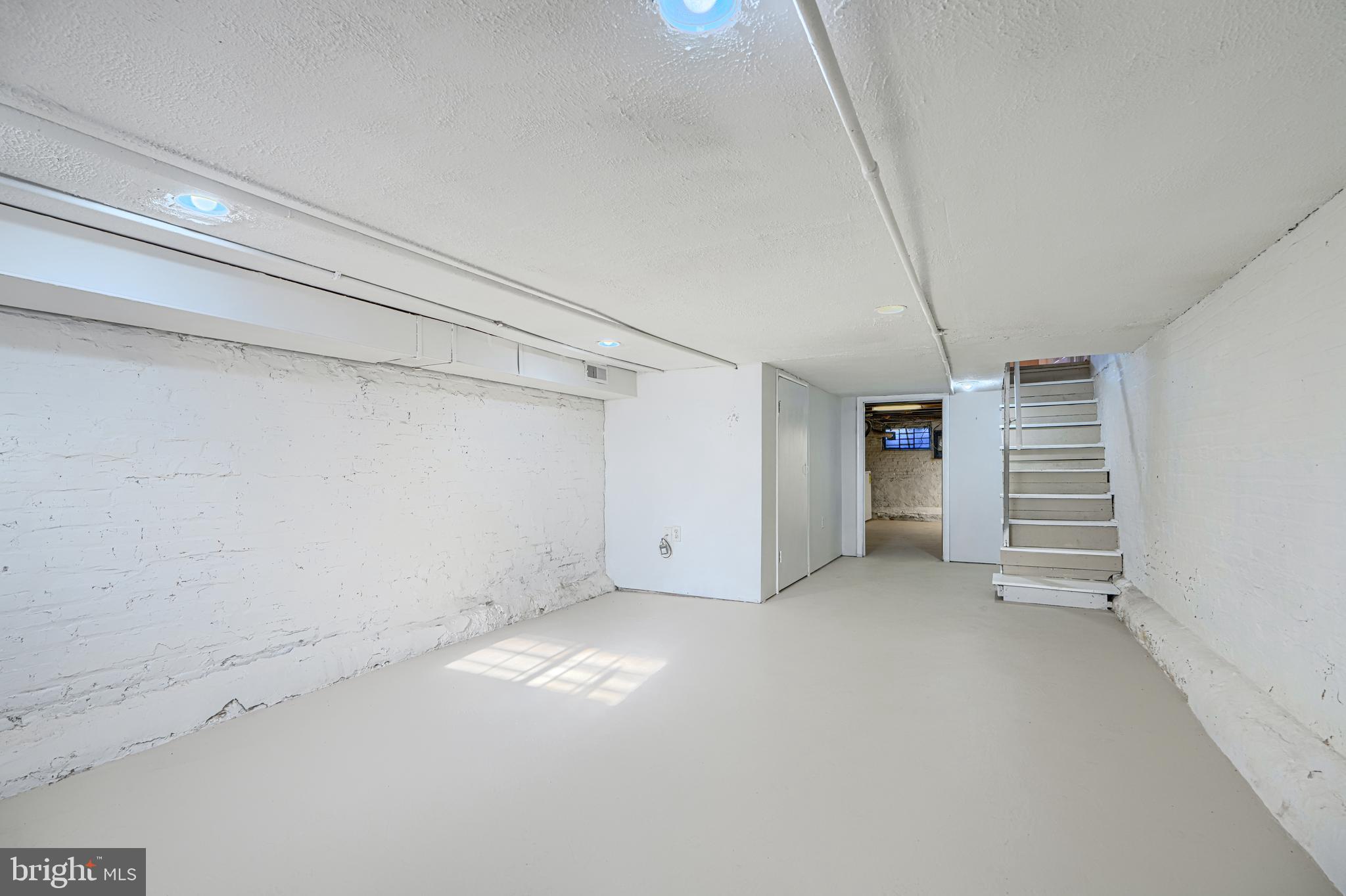 HIGHLANDTOWN - Residential