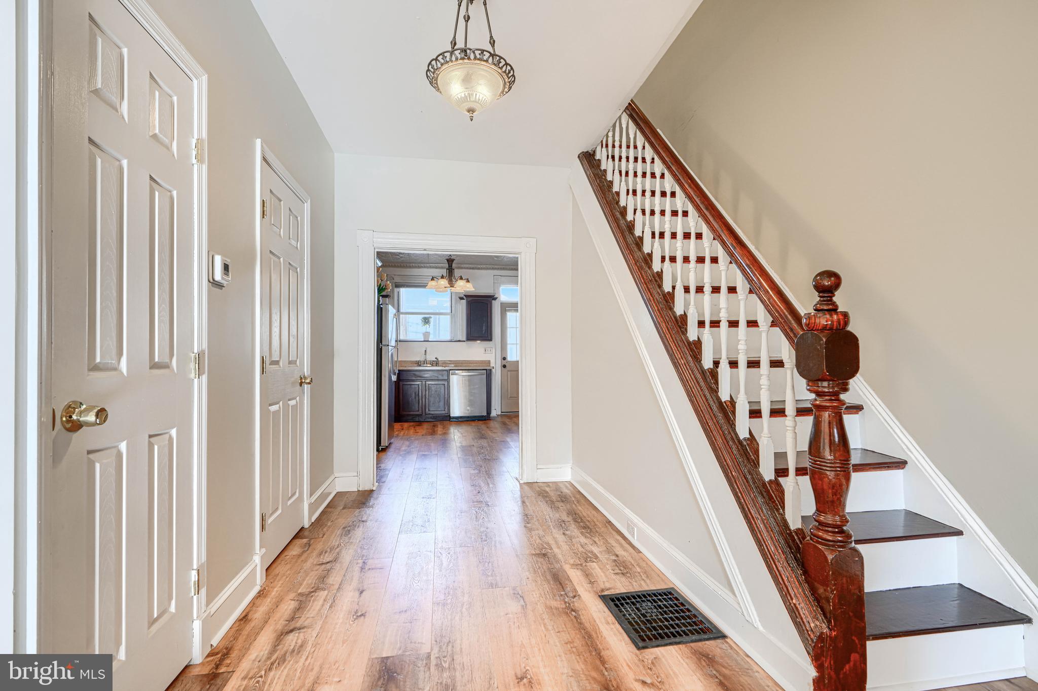 HIGHLANDTOWN - Residential