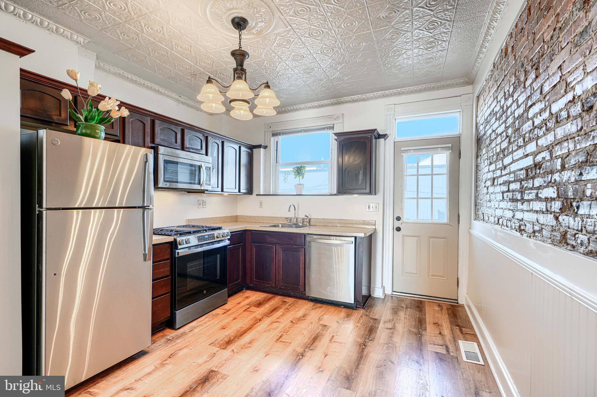 HIGHLANDTOWN - Residential