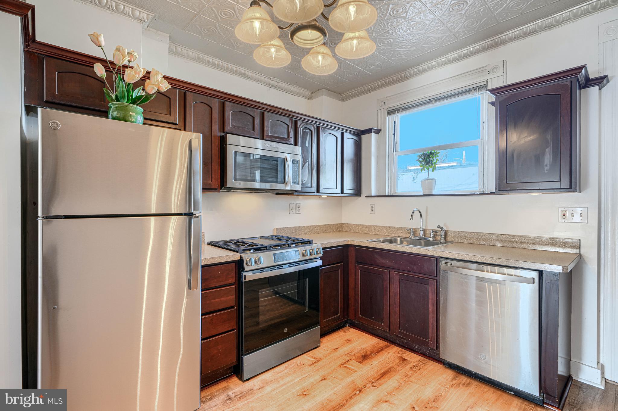 HIGHLANDTOWN - Residential