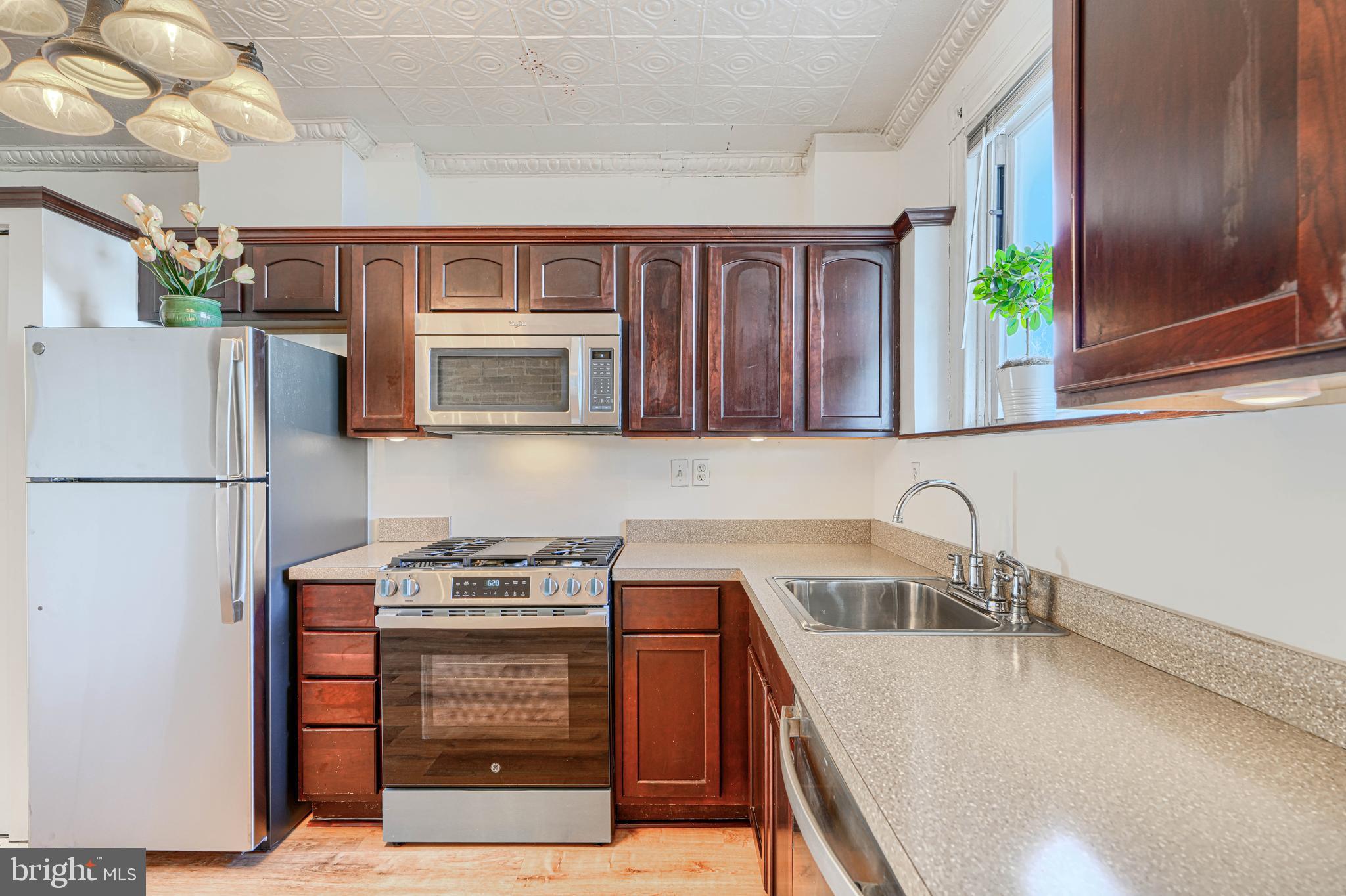 HIGHLANDTOWN - Residential