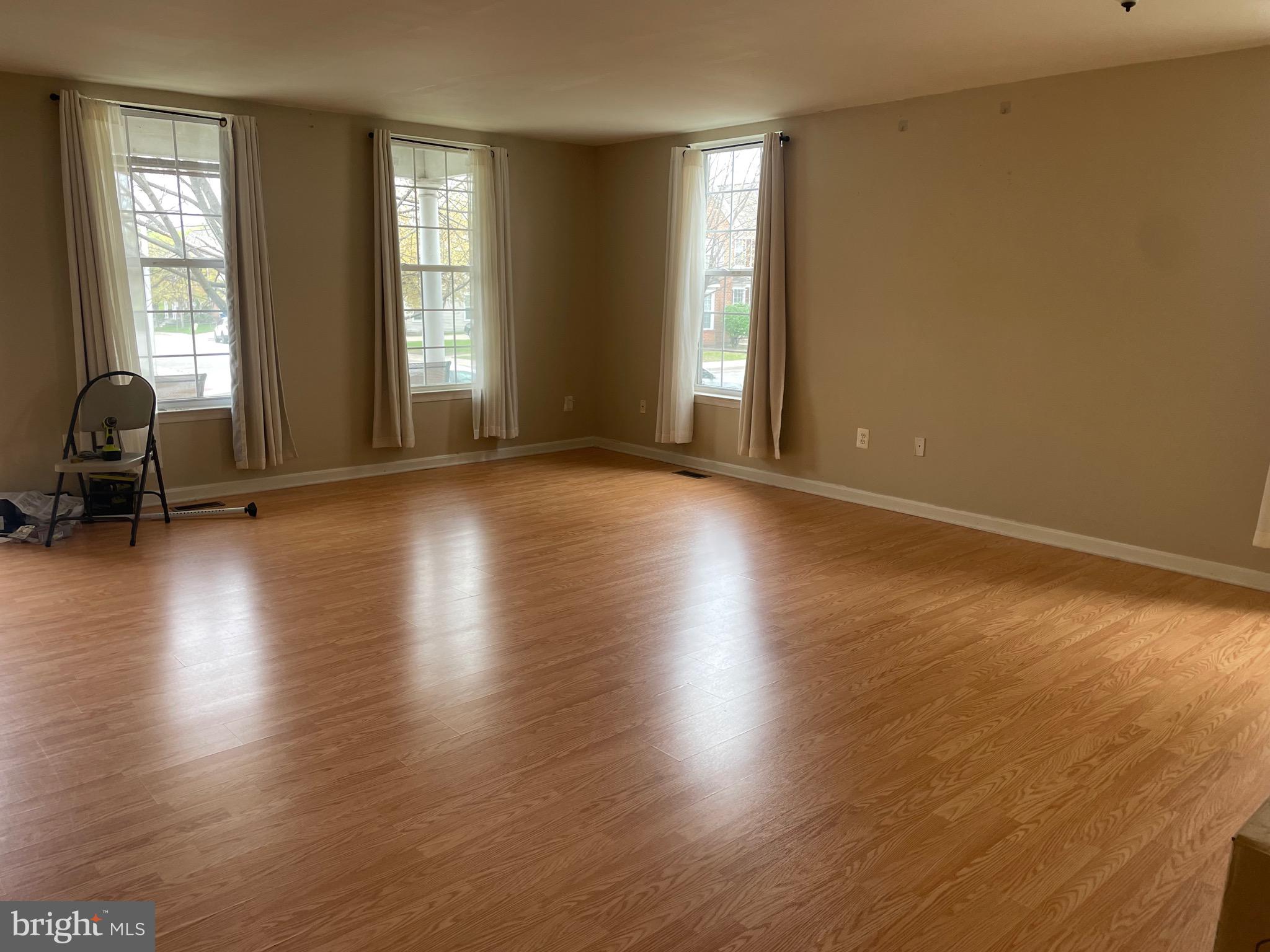 HERITAGE CROSSING - Residential