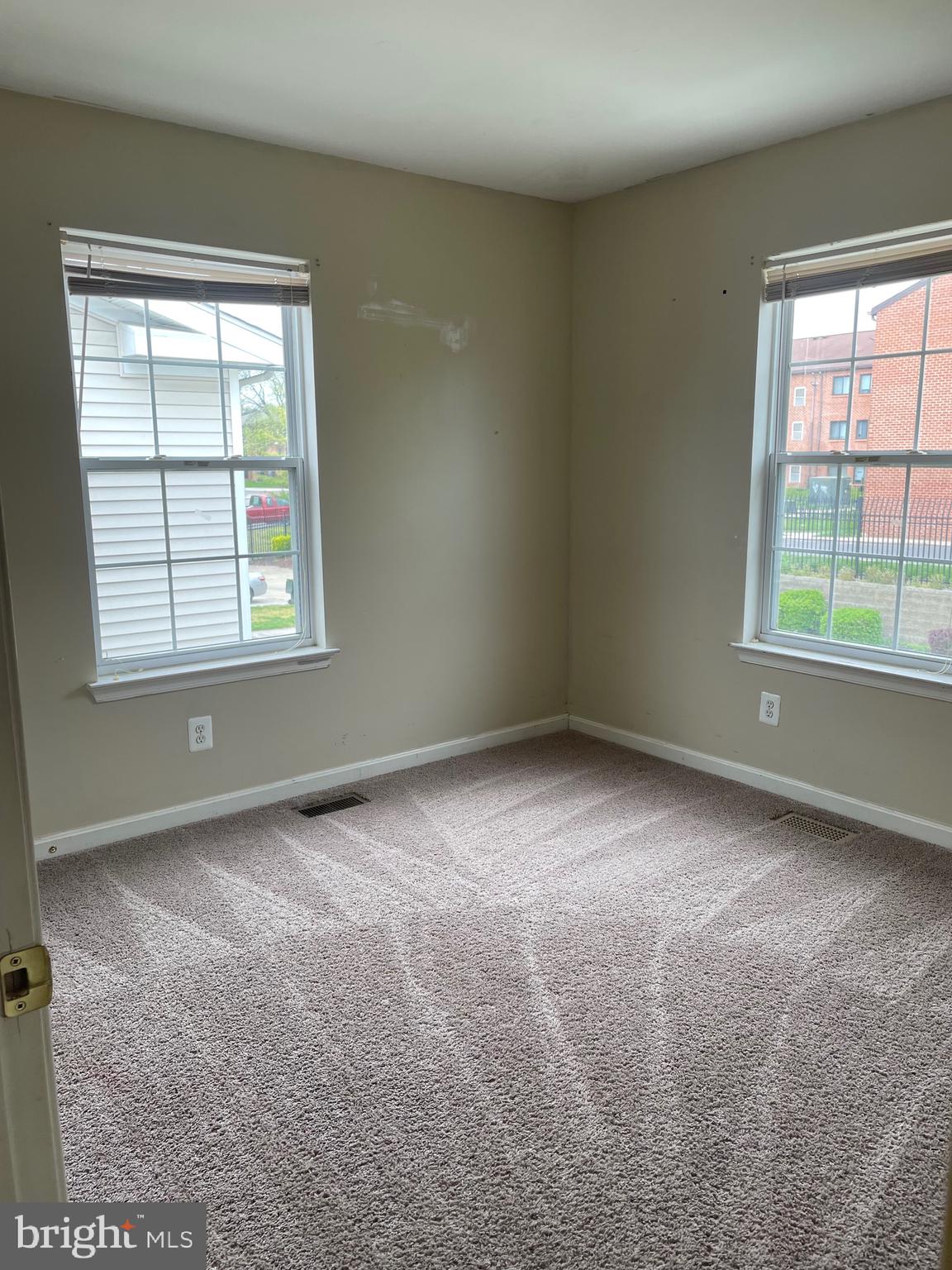 HERITAGE CROSSING - Residential