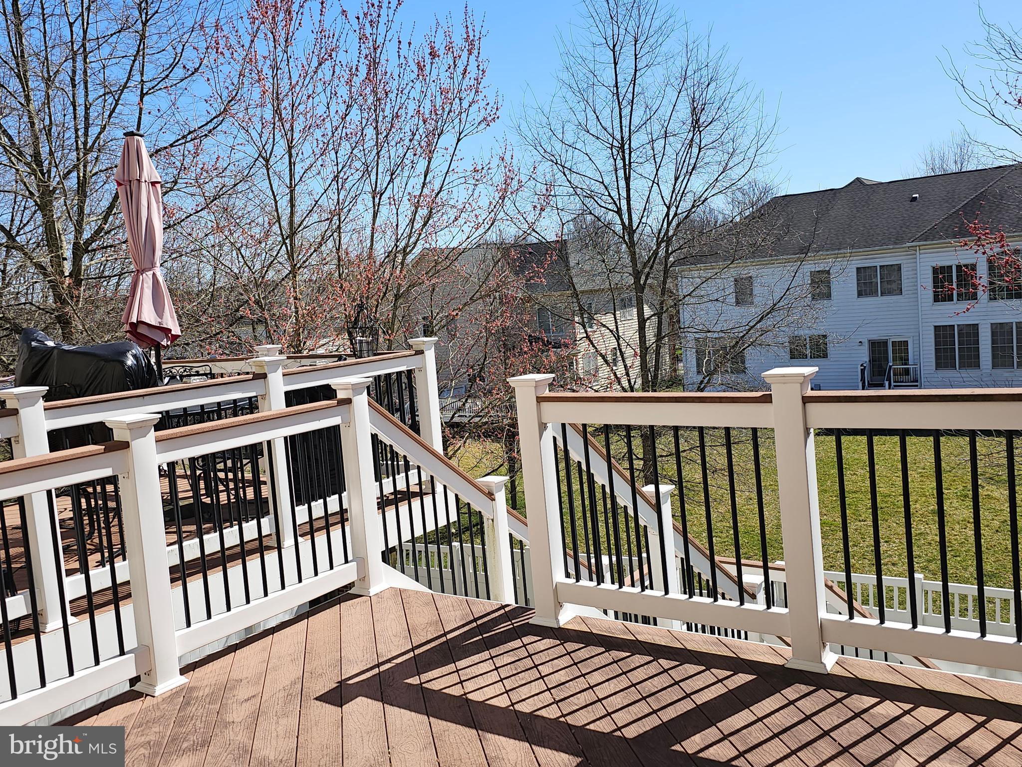 MARLBORO RIDGE - Residential