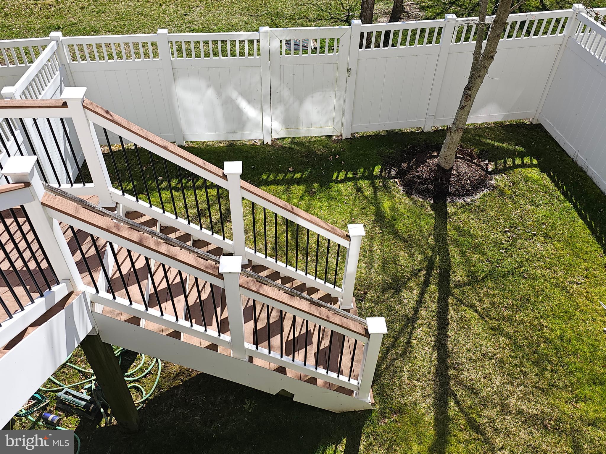 MARLBORO RIDGE - Residential