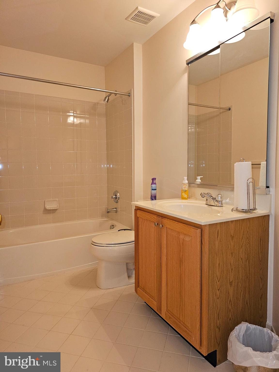 MARLBORO RIDGE - Residential