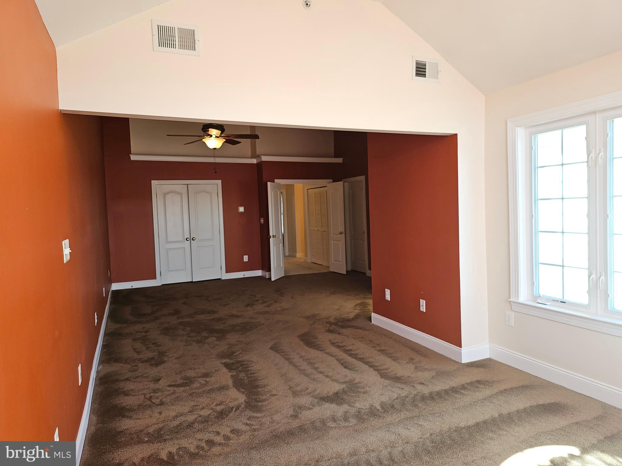 MARLBORO RIDGE - Residential