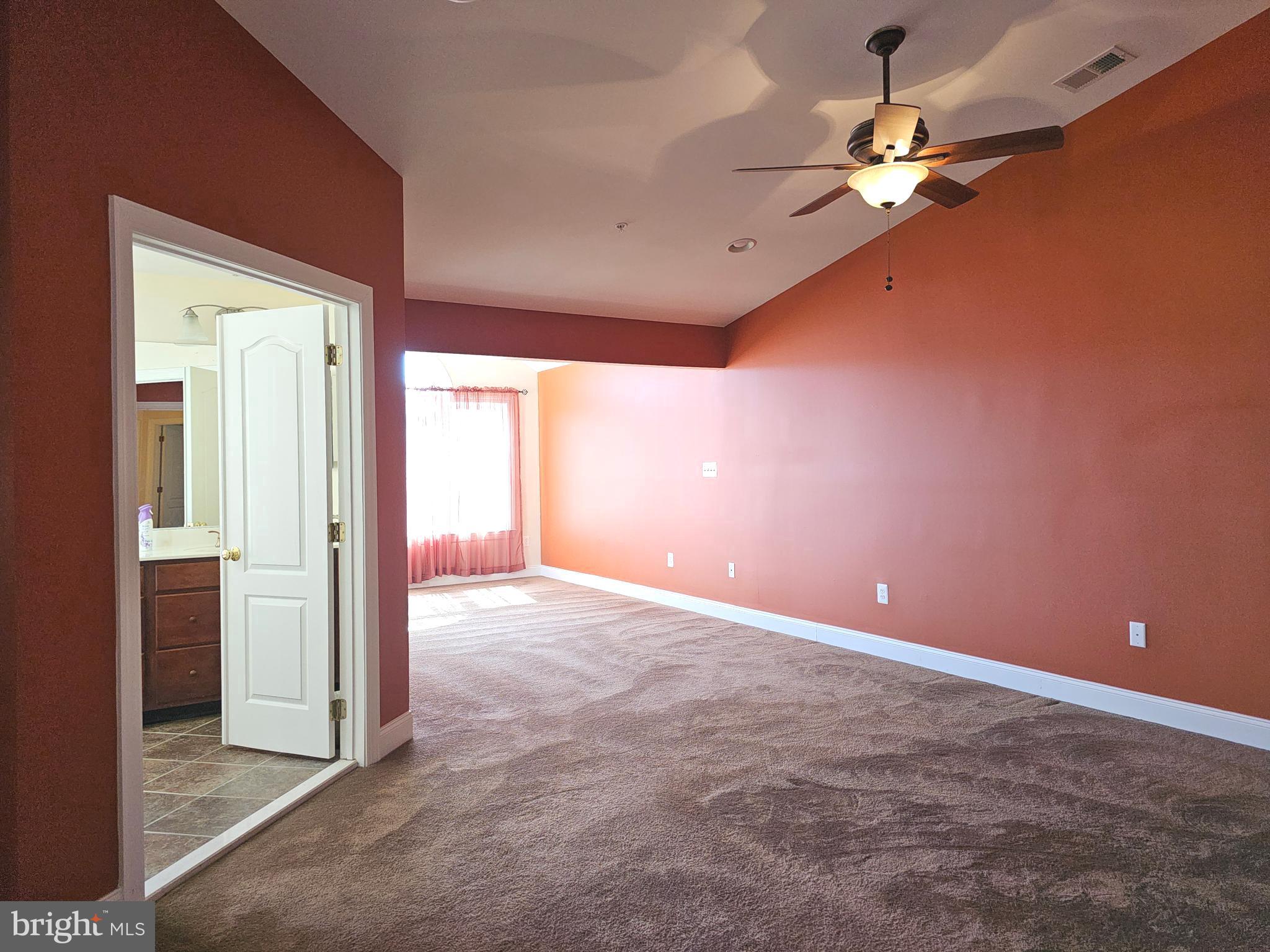 MARLBORO RIDGE - Residential