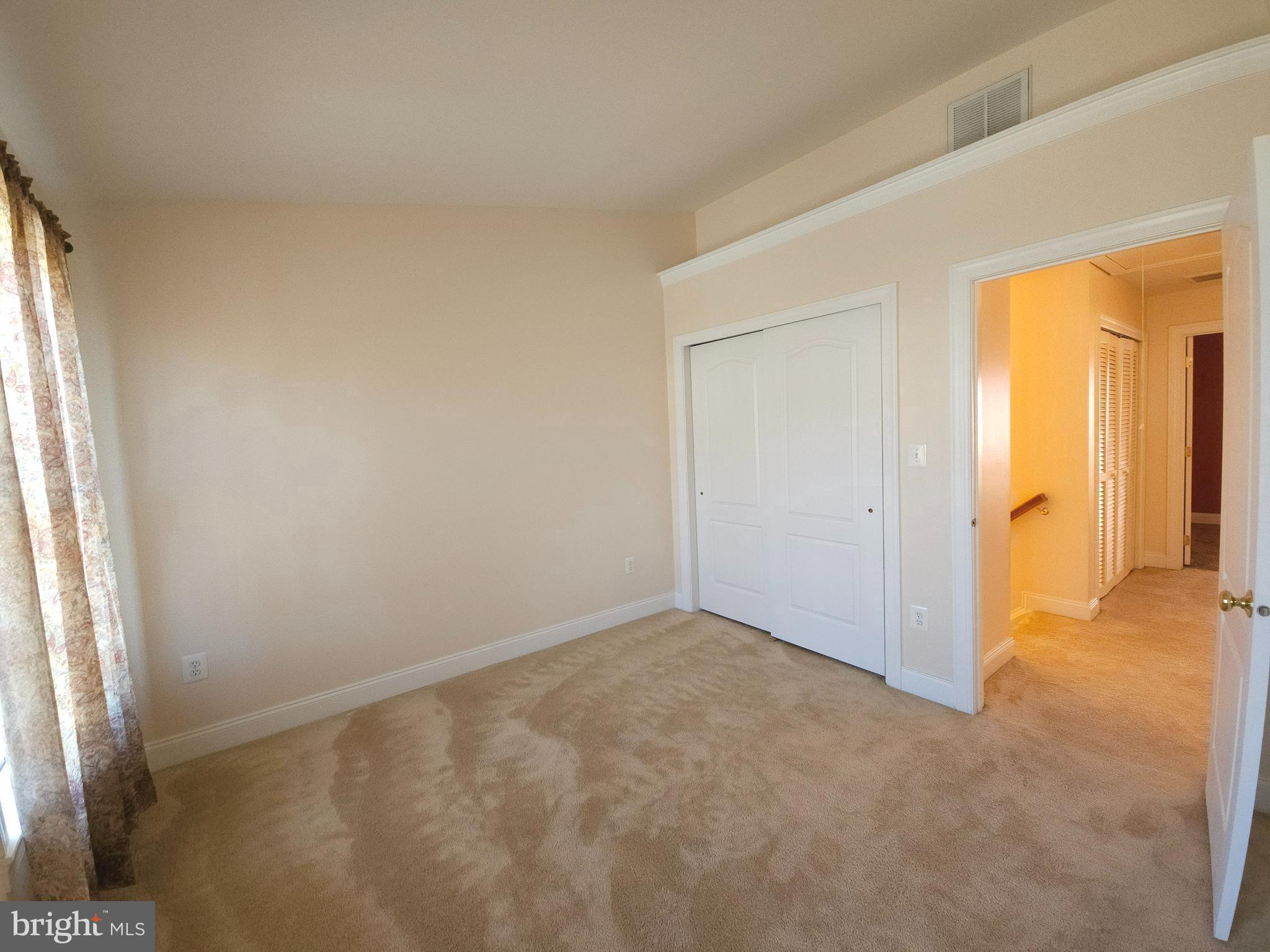 MARLBORO RIDGE - Residential