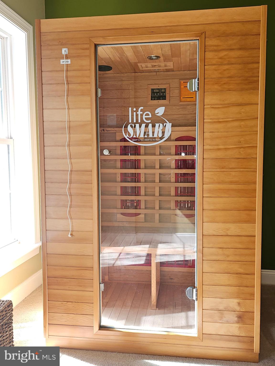 MARLBORO RIDGE - Residential