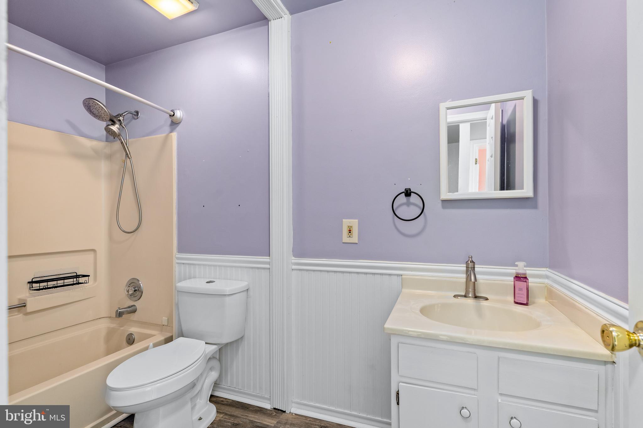 CHESAPEAKE LANDING - Residential