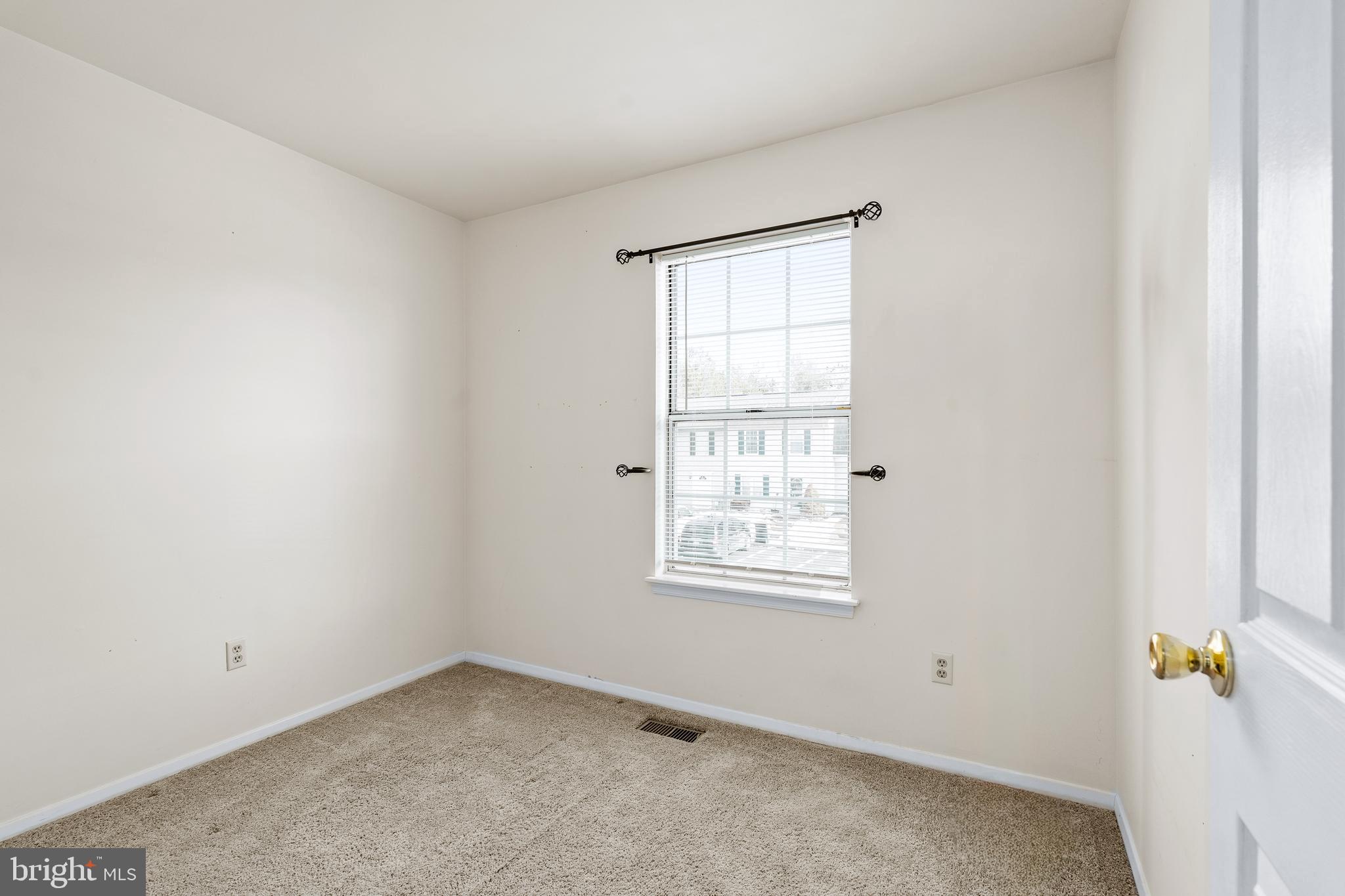 CHESAPEAKE LANDING - Residential