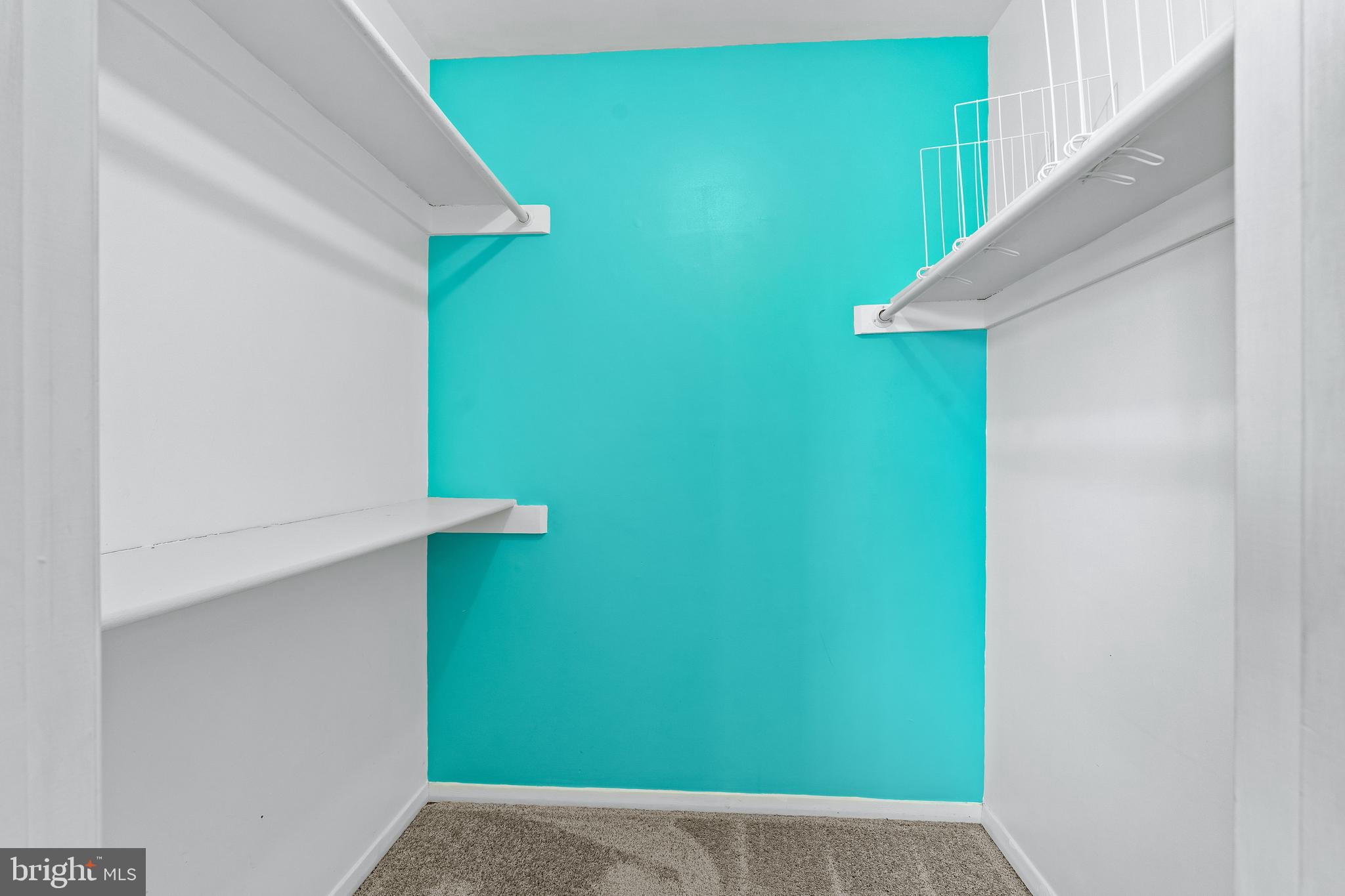 CHESAPEAKE LANDING - Residential