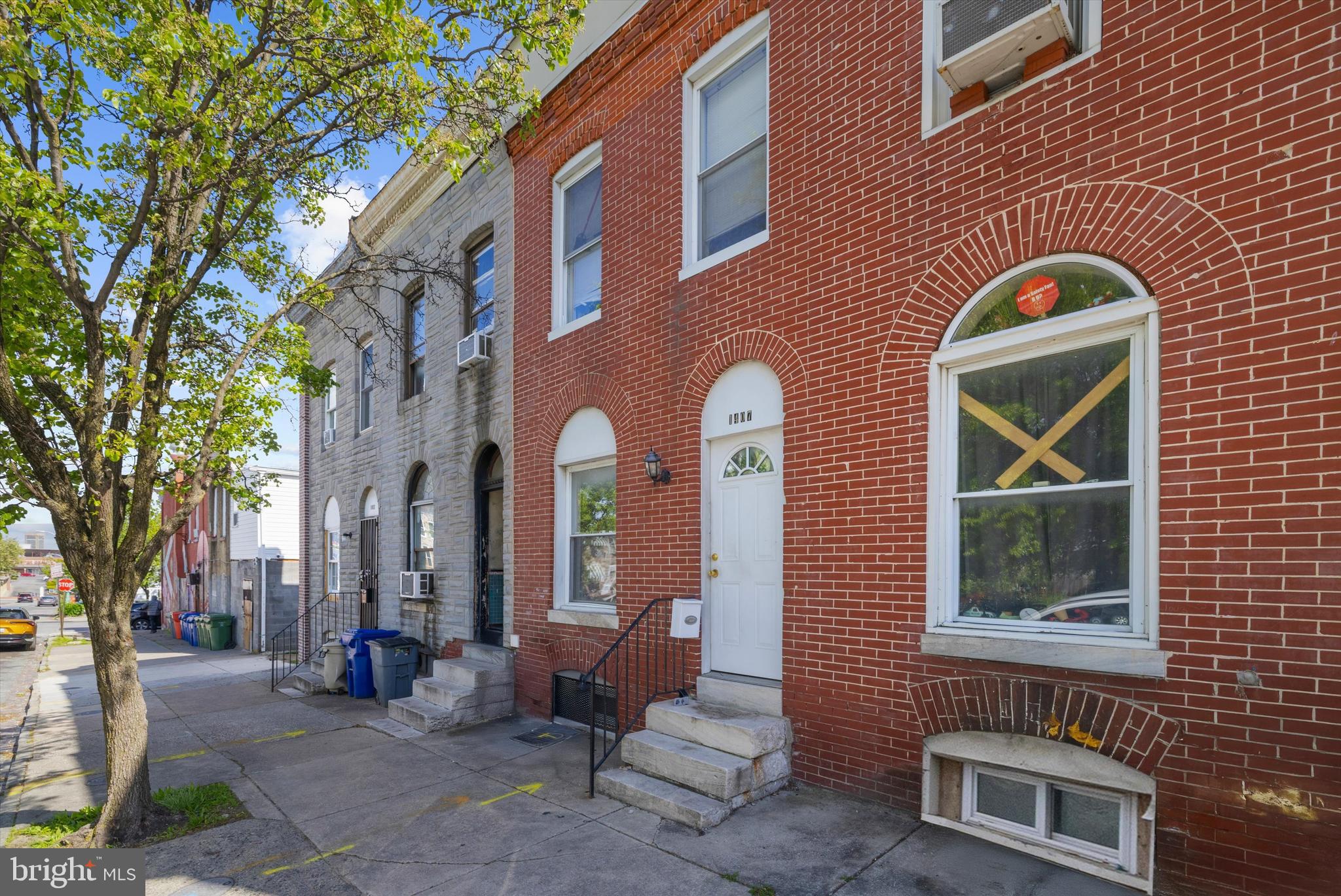 HOLLINS MARKET - Residential