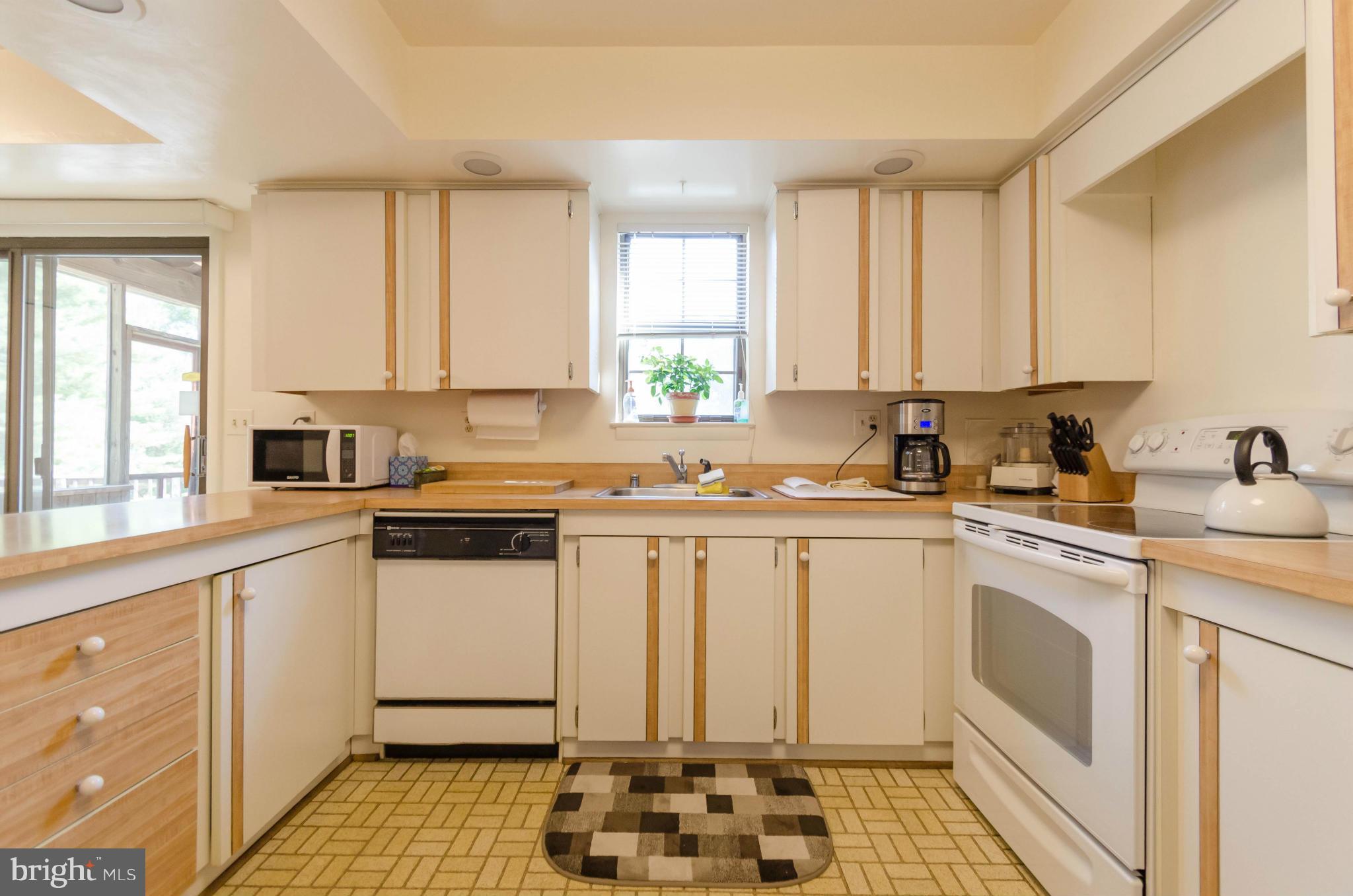 DELIGHT MEADOWS - Residential