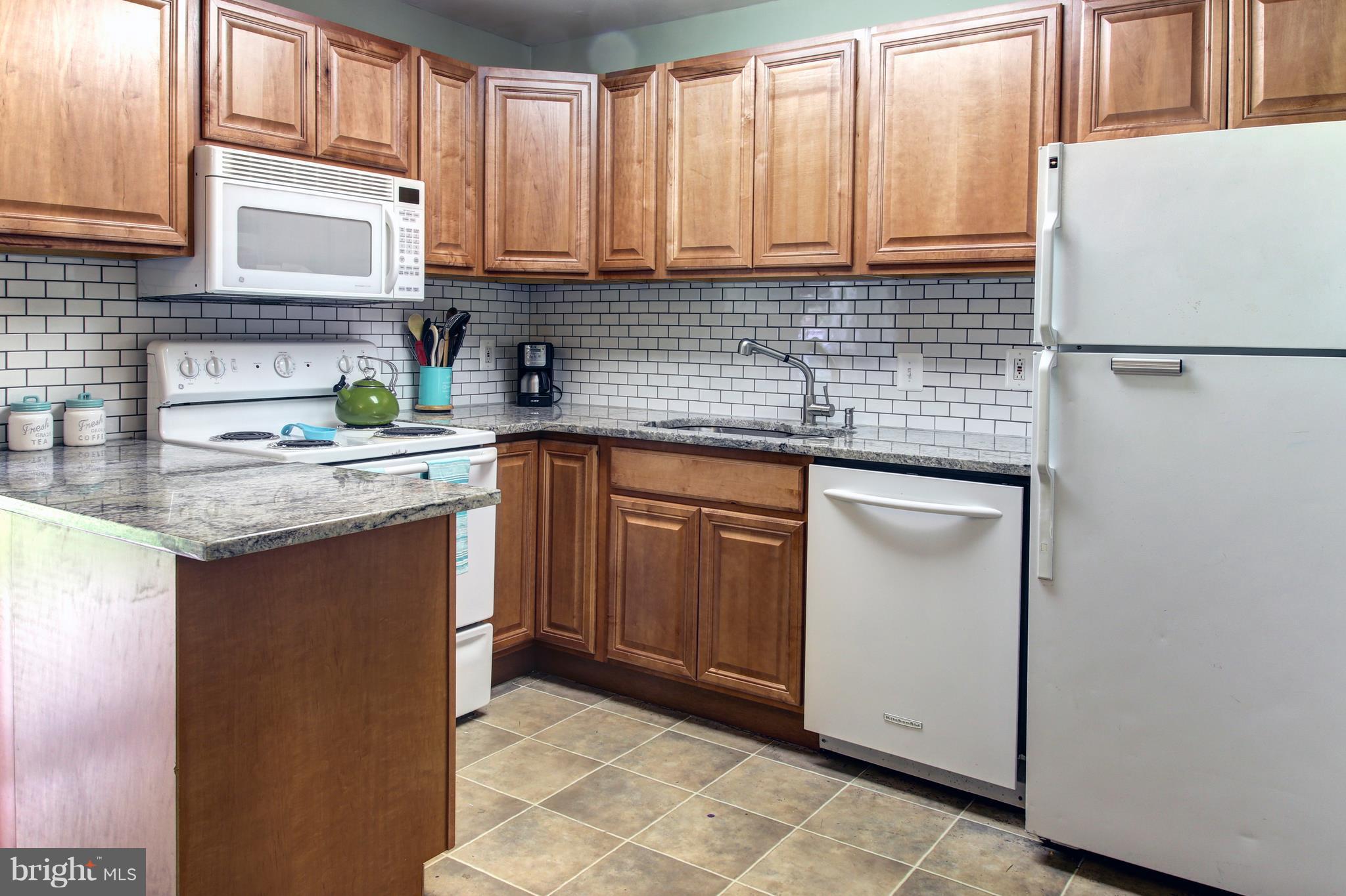 HILLTOP VILLAGE CONDOMINIUMS - Residential