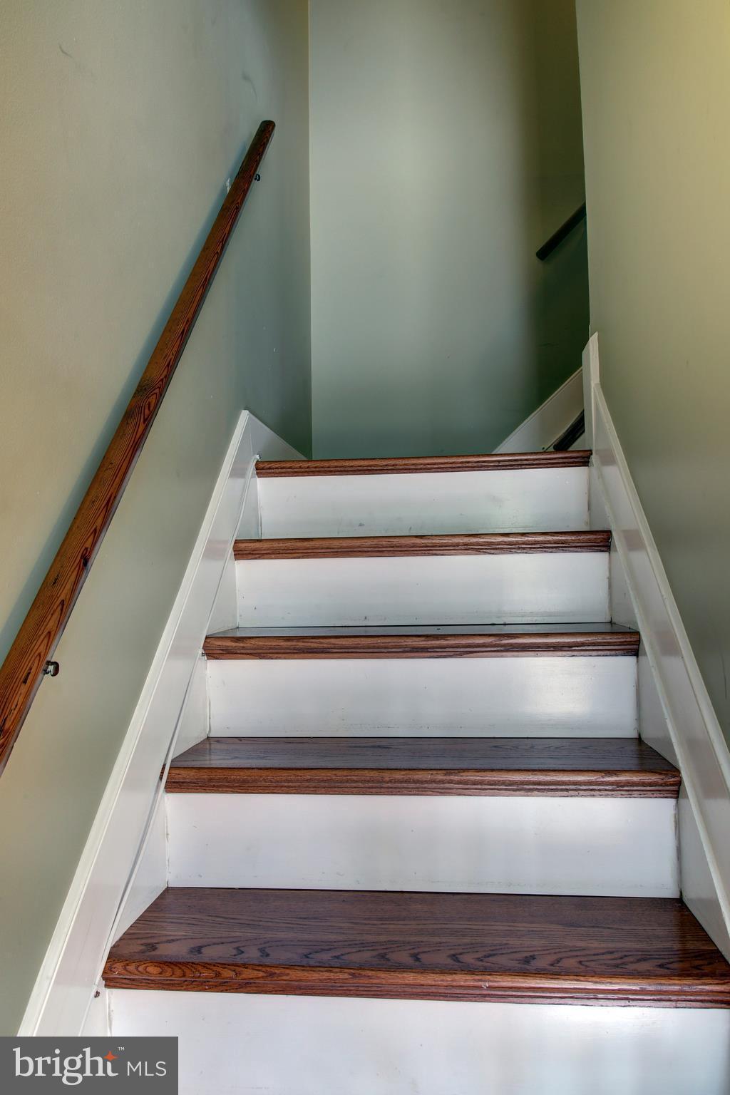 HILLTOP VILLAGE CONDOMINIUMS - Residential