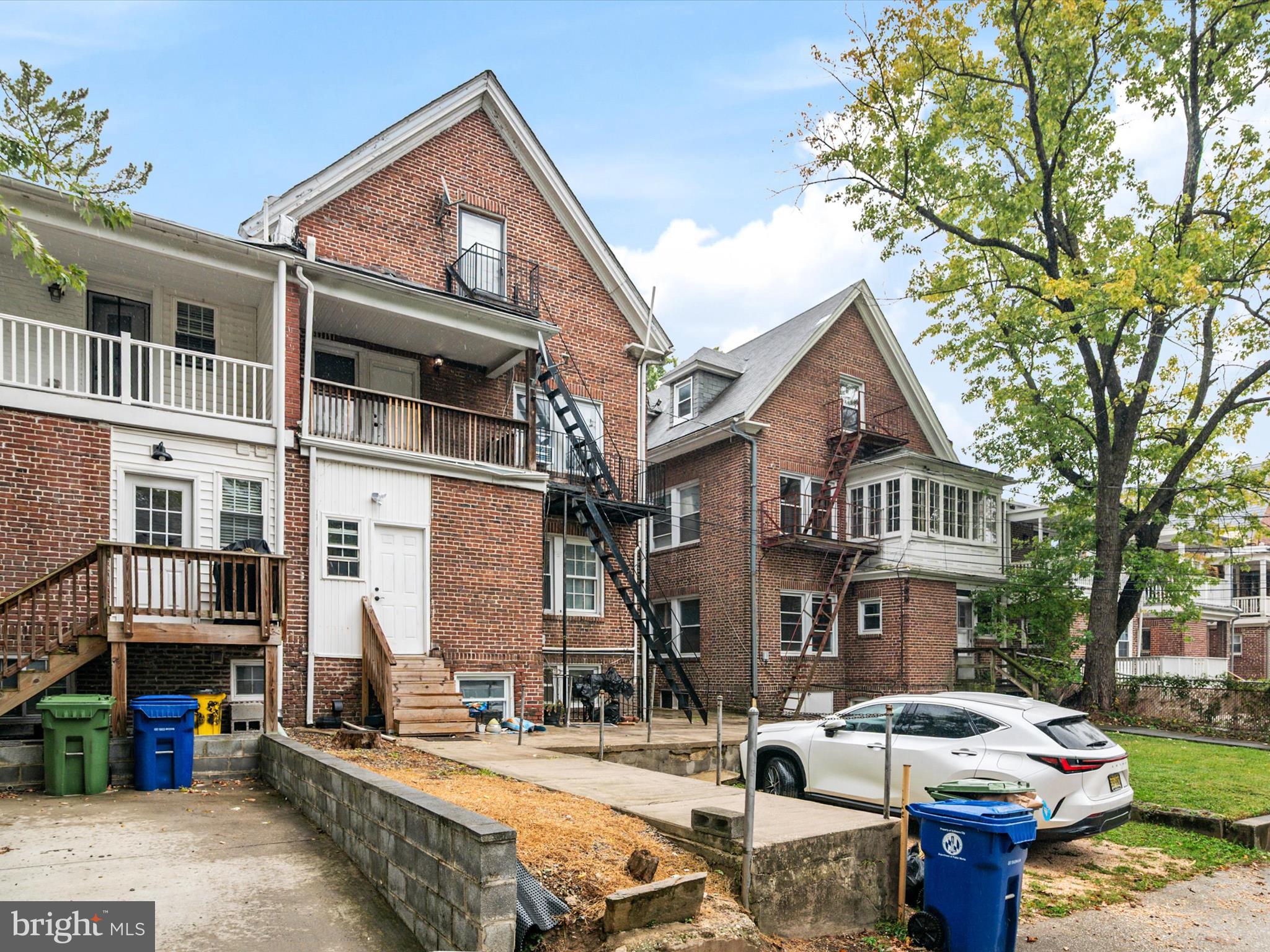 GUILFORD - Residential Lease