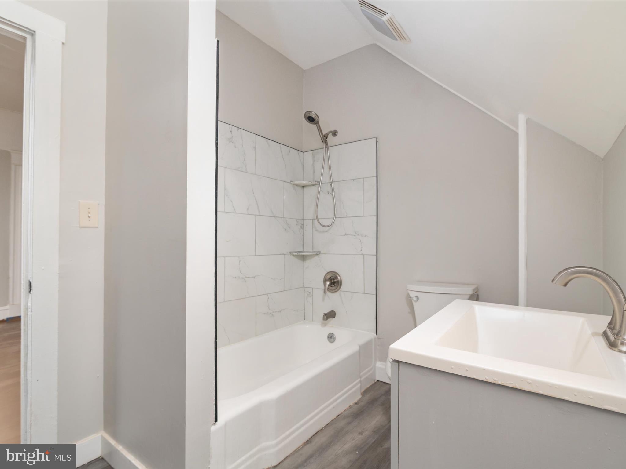 GUILFORD - Residential Lease