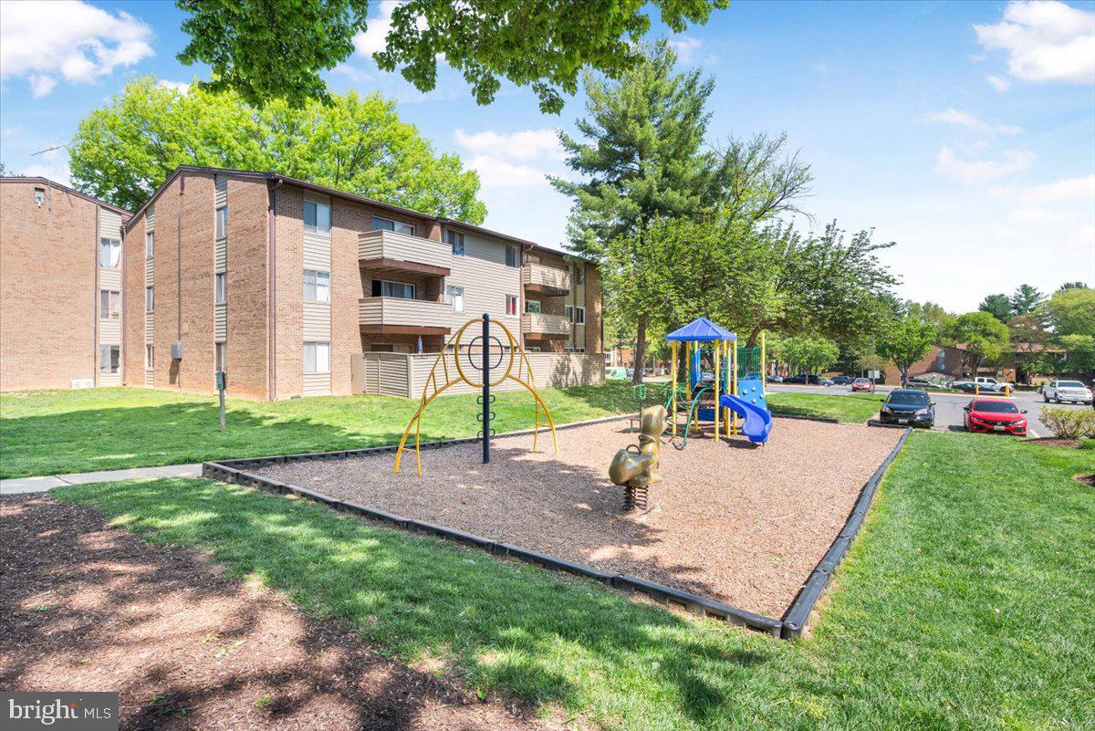 THOMAS CHOICE GARDENS - Residential