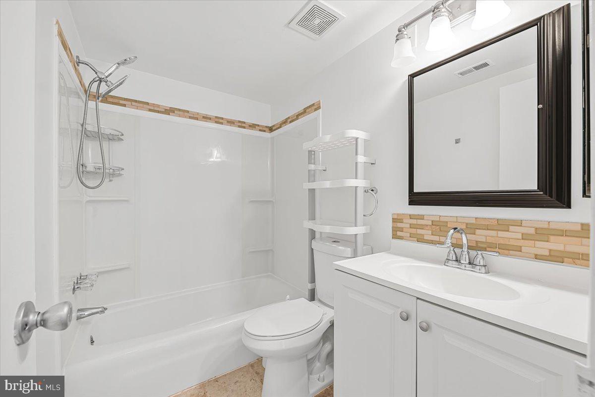 THOMAS CHOICE GARDENS - Residential