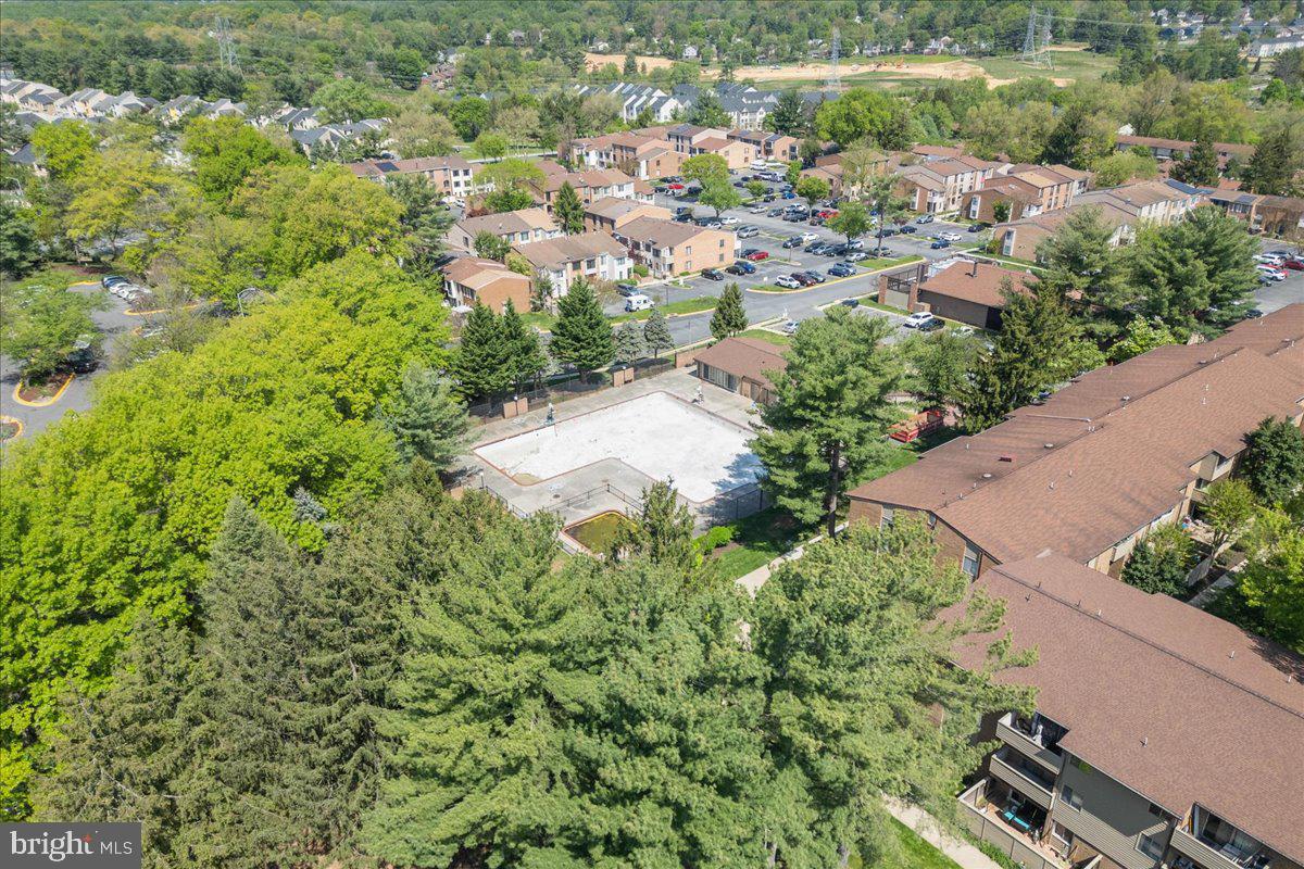 THOMAS CHOICE GARDENS - Residential