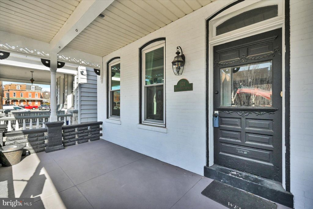 Photo of 131 N 3RD ST, COLUMBIA, PA 17512 (MLS # PALA2031030)