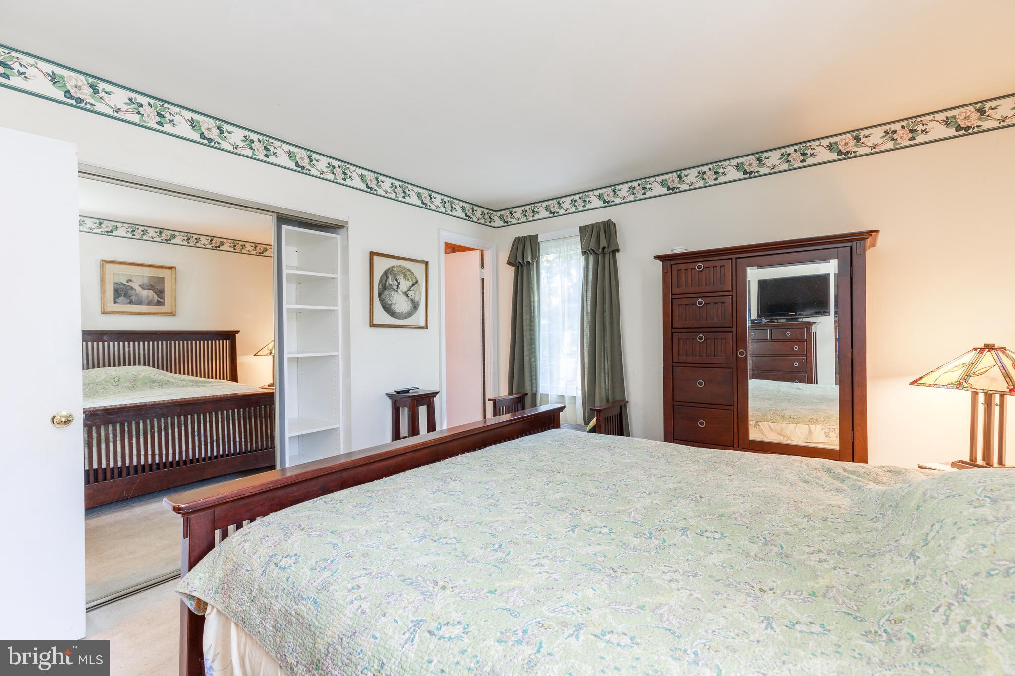 PERRY HALL - Residential