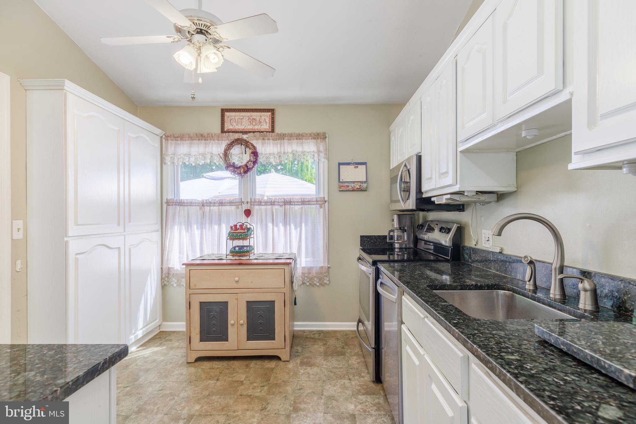 PERRY HALL - Residential