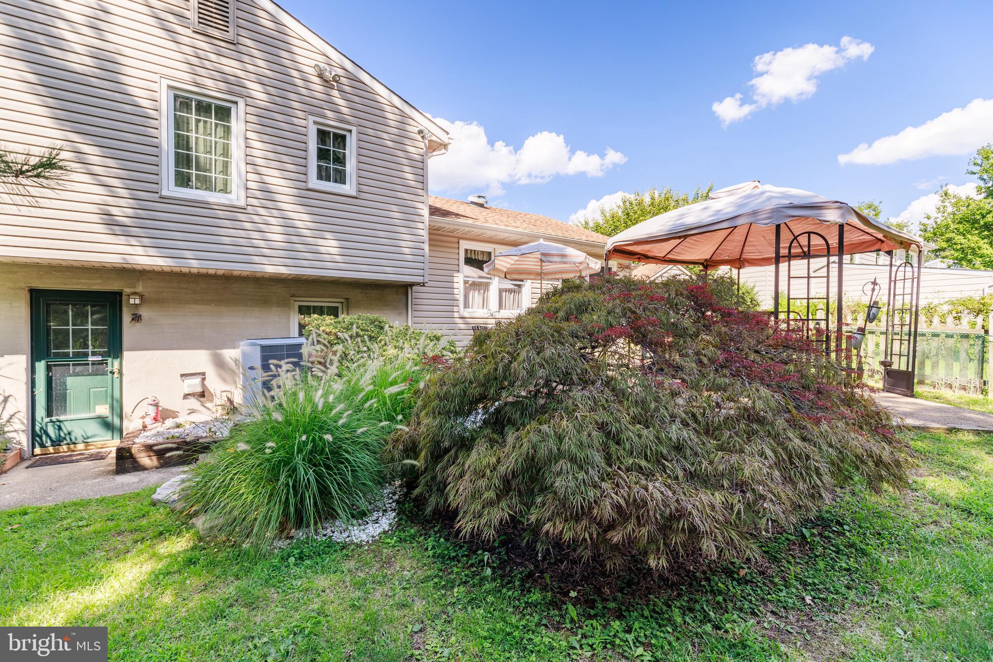 PERRY HALL - Residential