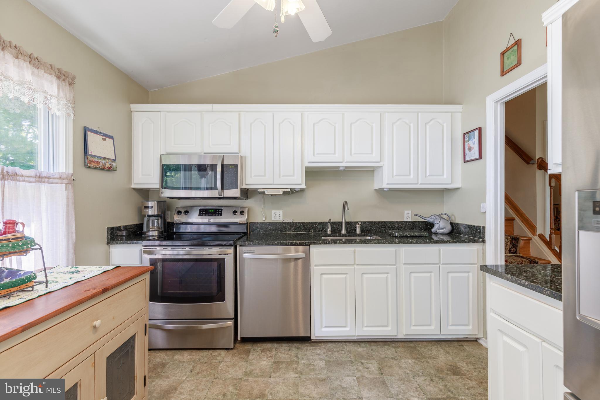 PERRY HALL - Residential