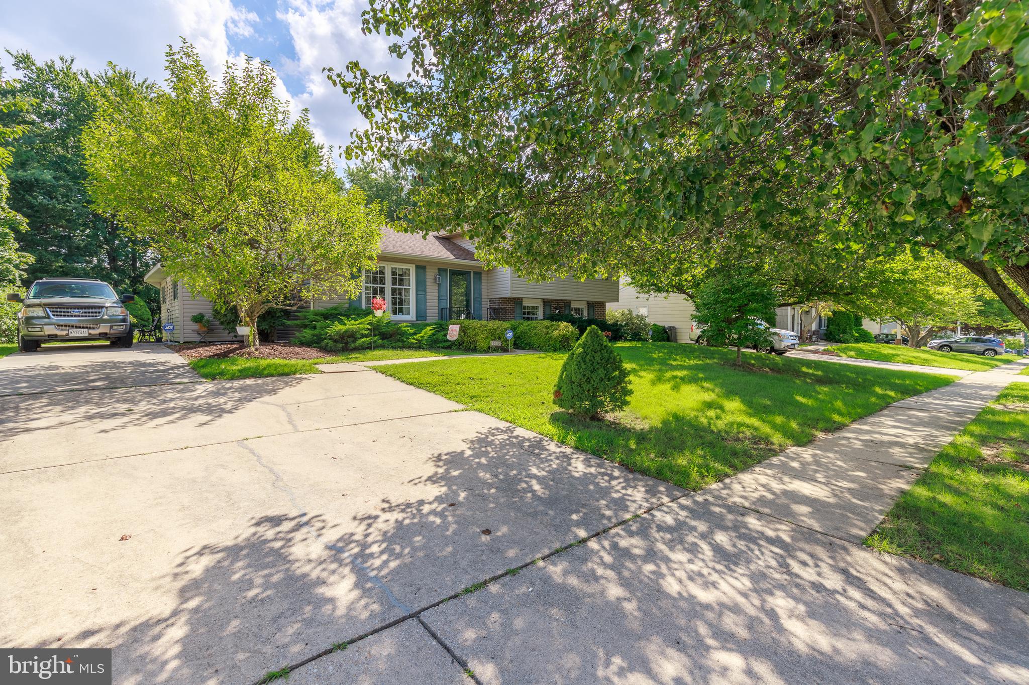 PERRY HALL - Residential