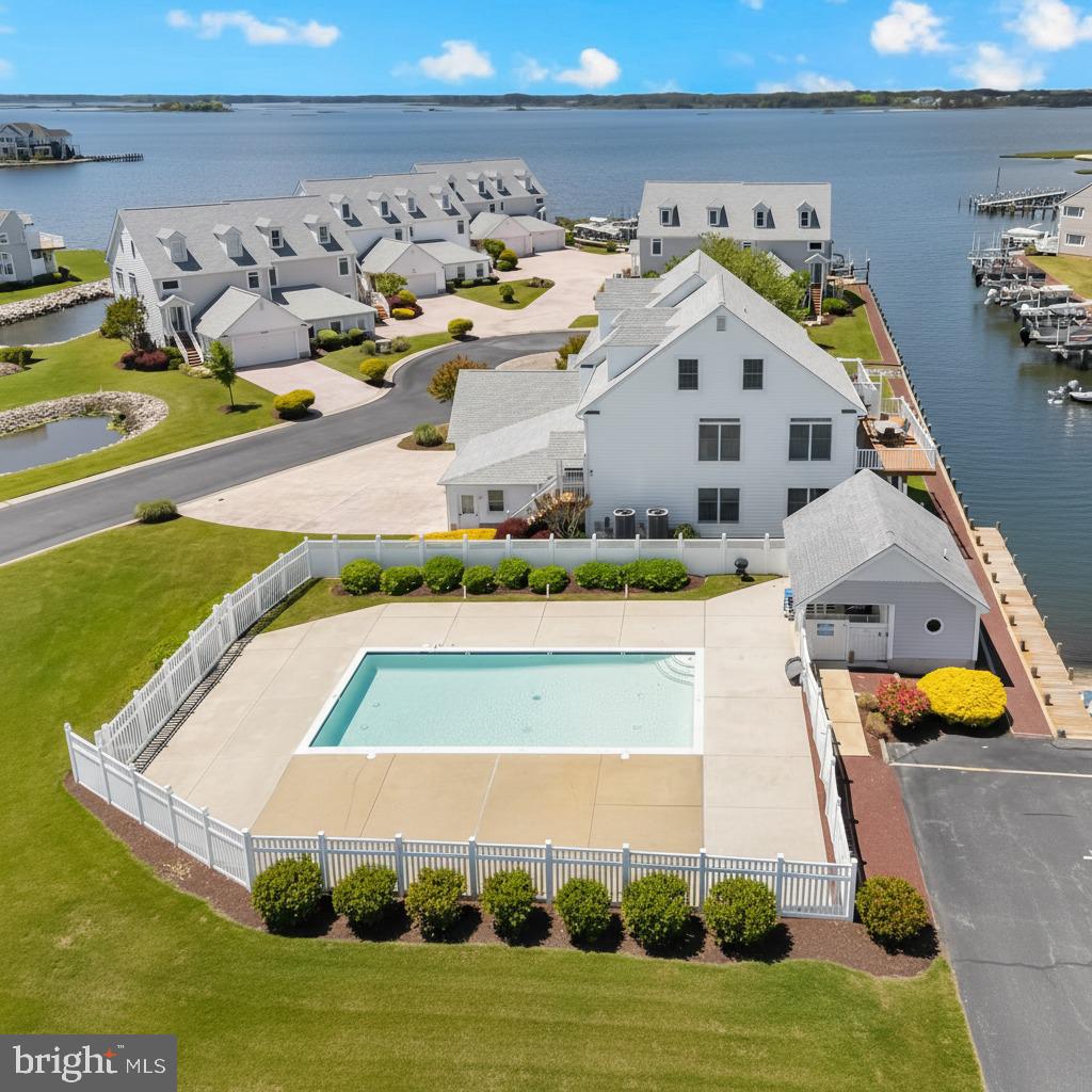 STONE HARBOR - Residential
