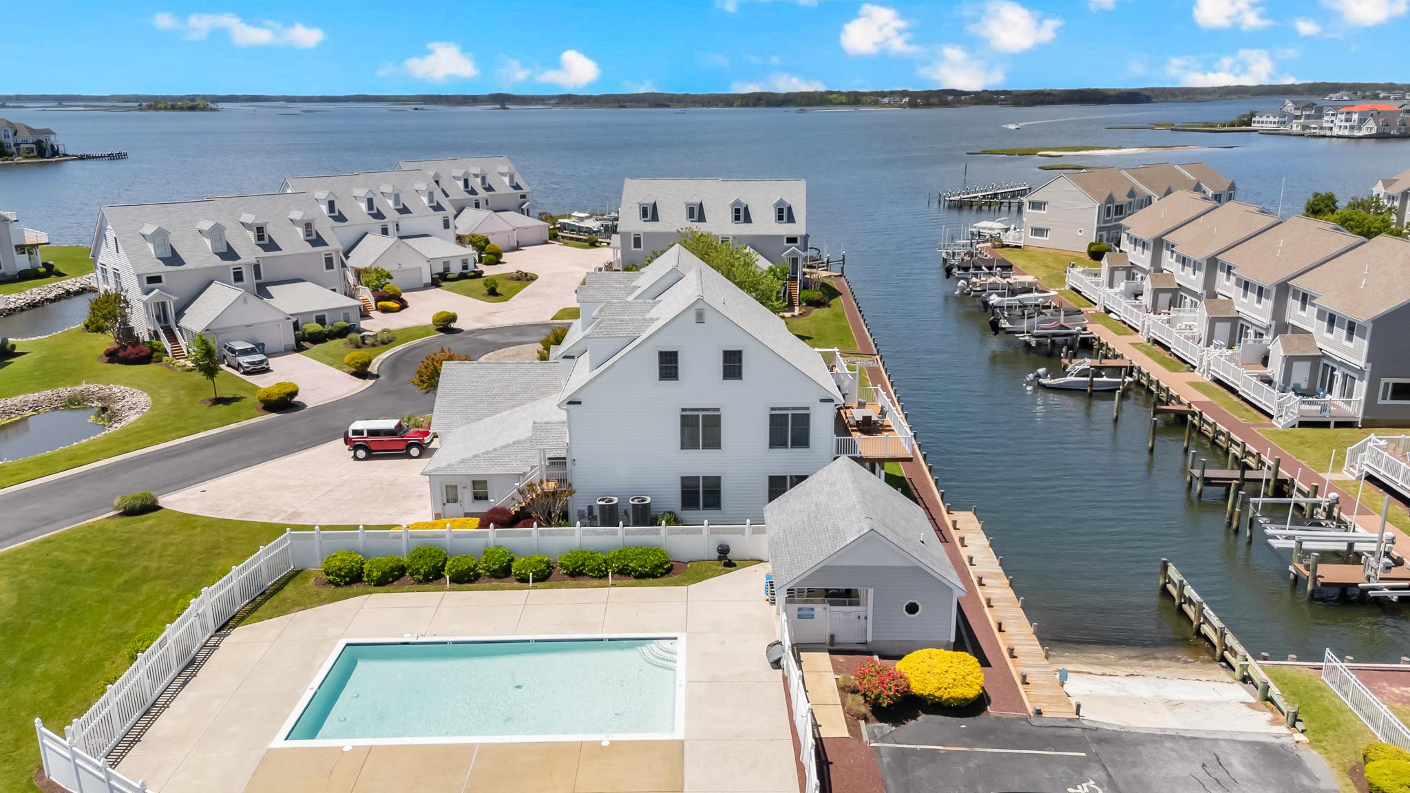 STONE HARBOR - Residential